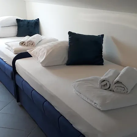 Garfild Novi Vinodolski