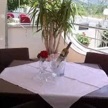 Pensionat Garfild Novi Vinodolski