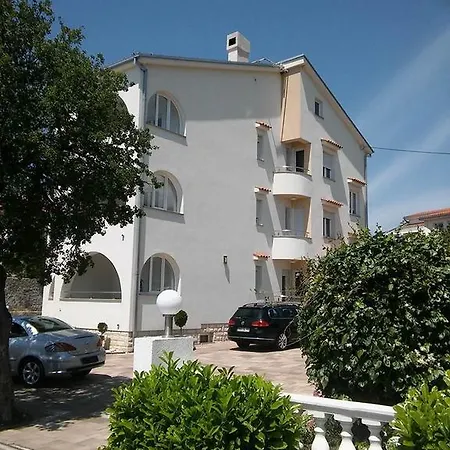 Guest house Garfild