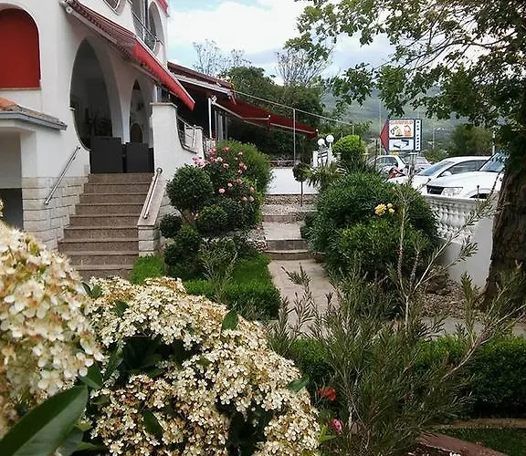 Pensión Garfild 4*