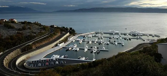 Garfild Novi Vinodolski